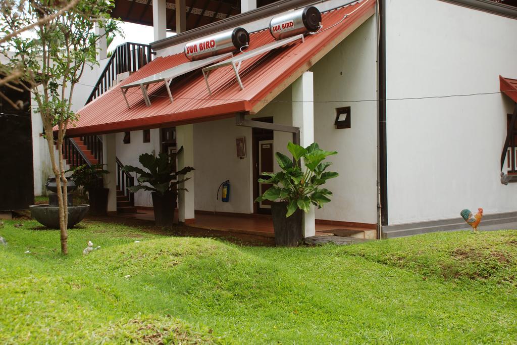 The Triangle Hotel Anuradhapura Eksteriør bilde